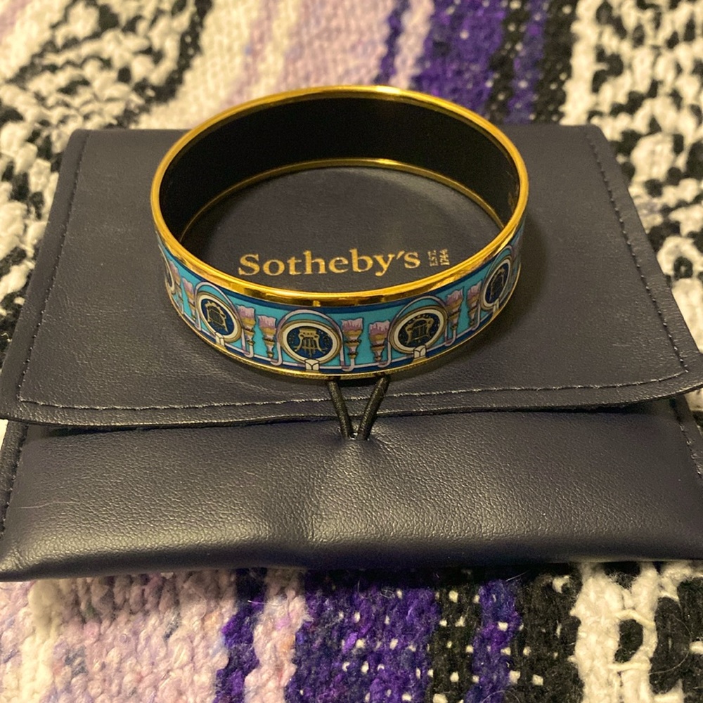 𝅺Hermès Gold Enamel Vintage Bangle